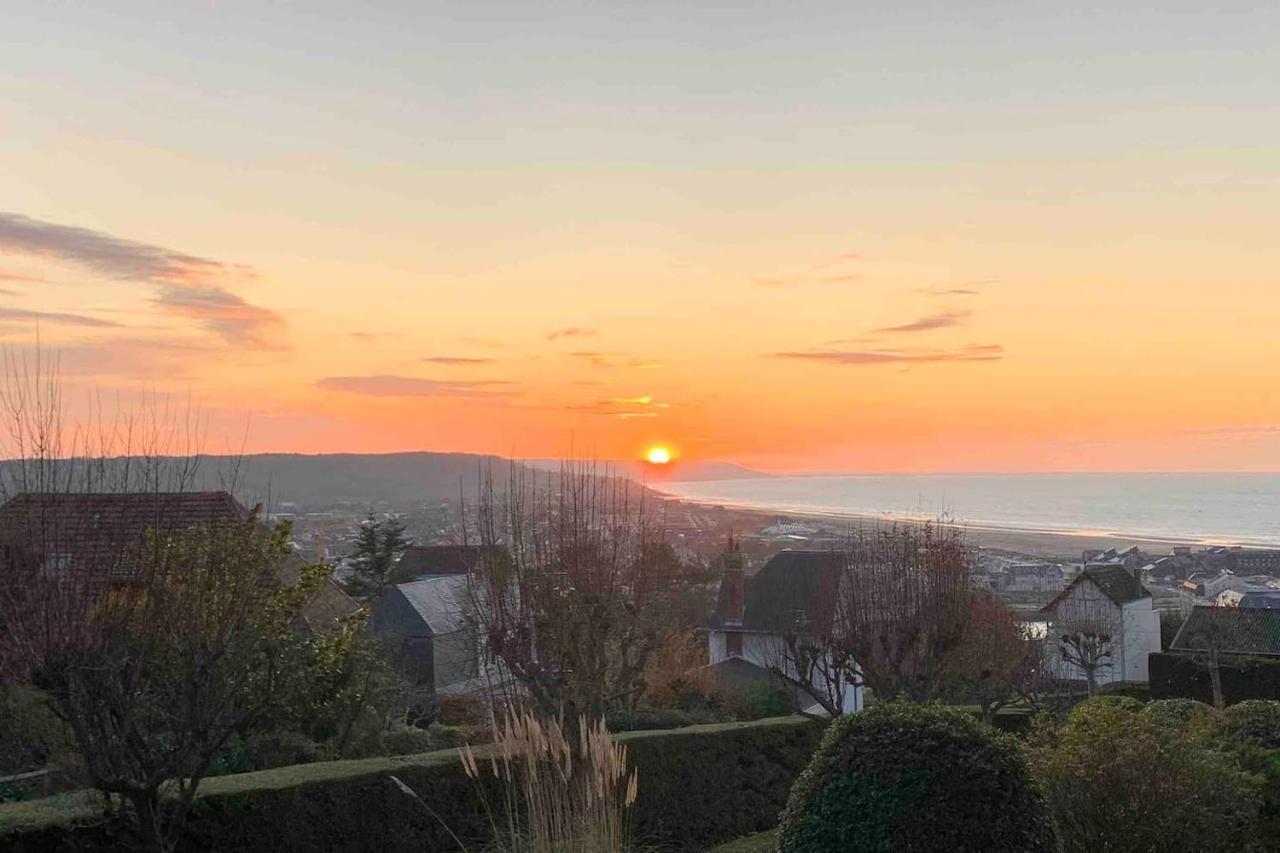 Appartement Avec Terrasse Vue Mer Trouville Sur Mer Exterior foto